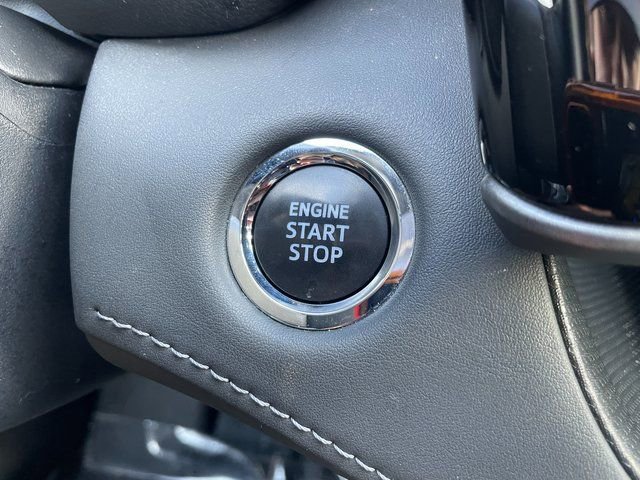 Used 2023 Toyota Highlander XLE image 27