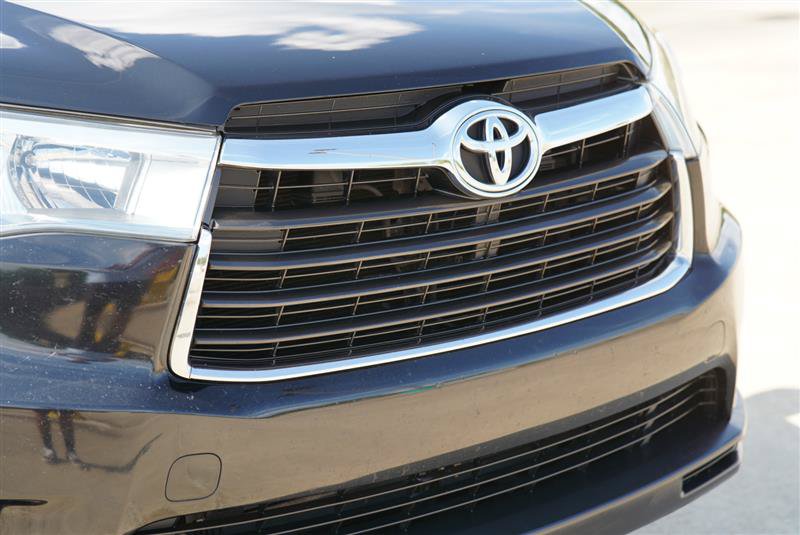 Used 2015 Toyota Highlander XLE FWD image 23