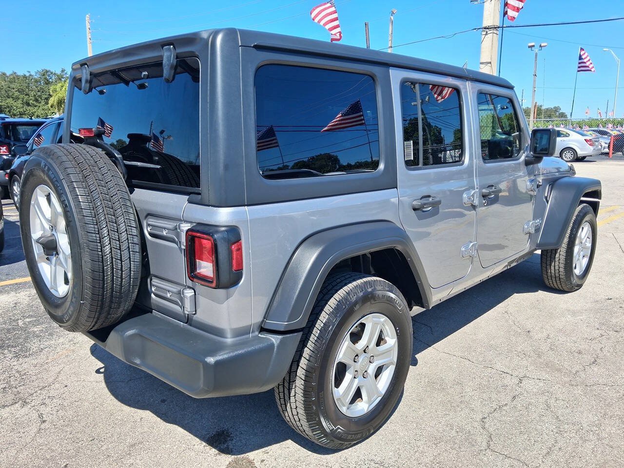 Used 2019 Jeep Wrangler Unlimited Sport S AWD/4WD image 5