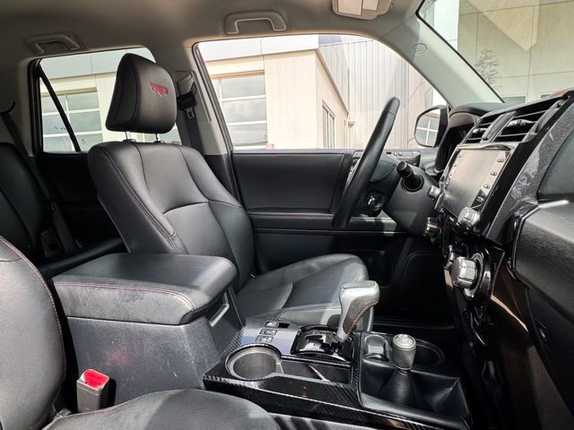 Used 2024 Toyota 4Runner TRD Off-Road Premium AWD/4WD image 38