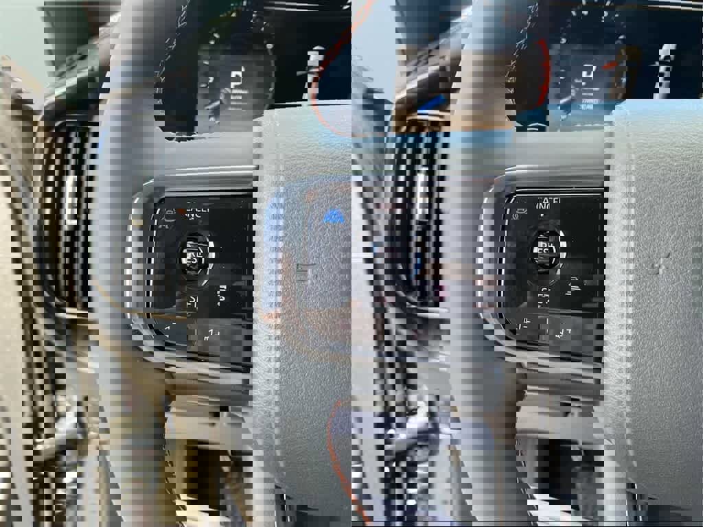 New 2025 Nissan Armada PRO-4X w/ Pro-4X Premium Package image 14