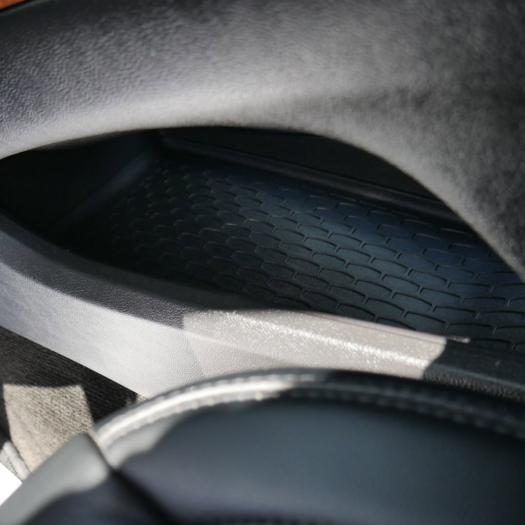 Used 2018 Lincoln MKX Select w/ Select Plus Package AWD/4WD image 30