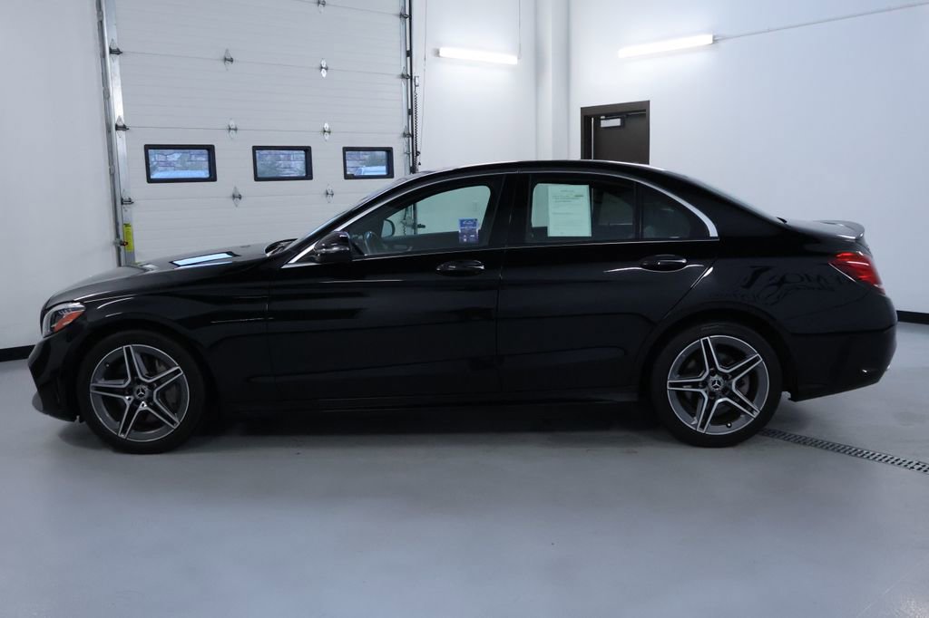 Used 2020 Mercedes-Benz C 300 4MATIC Sedan image 4