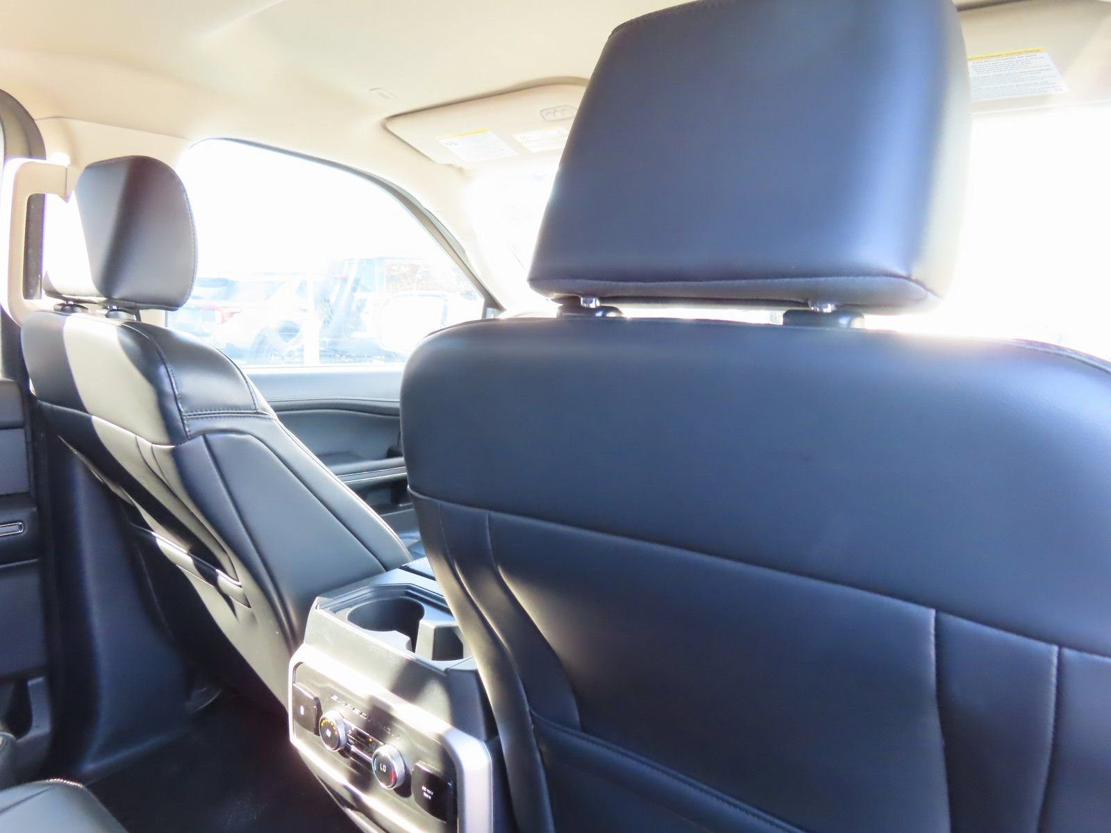 Used 2024 Ford Expedition Max XLT image 34