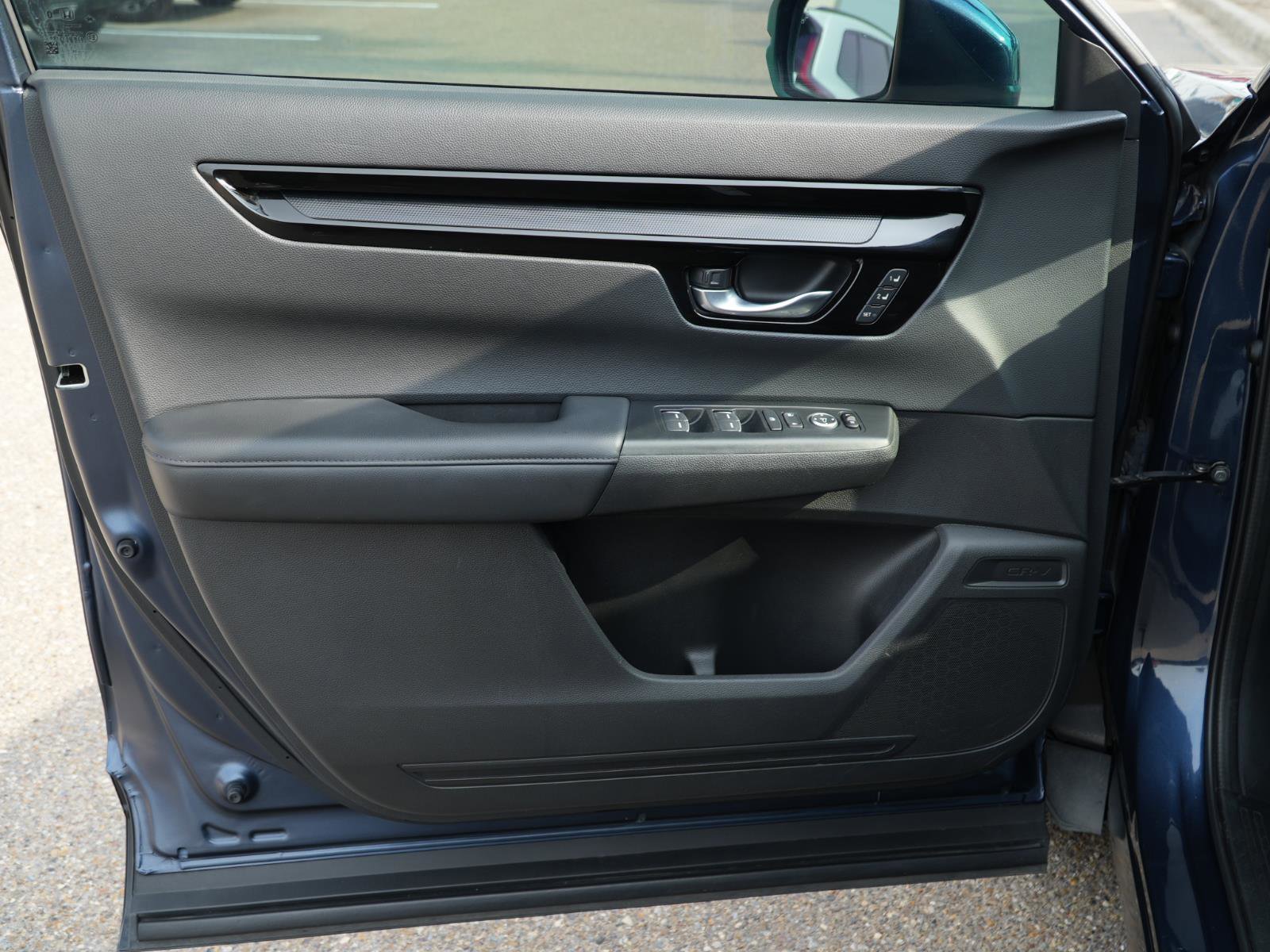 Used 2024 Honda CR-V EX-L image 14