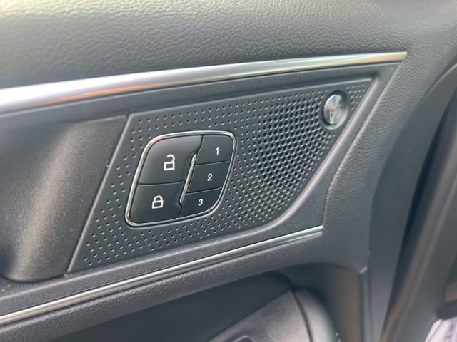 Certified 2023 Ford Edge ST image 8