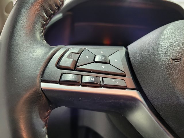 Used 2022 Nissan Sentra SV w/ Trunk Package image 30