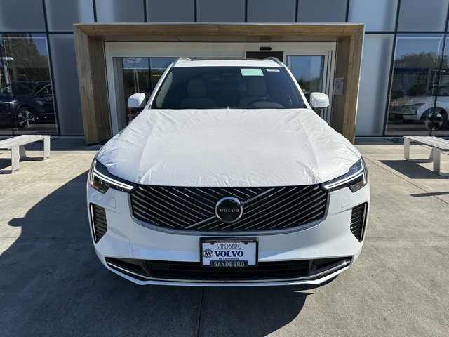 New 2026 Volvo XC90 B6 Plus w/ Protection Package Premier image 3