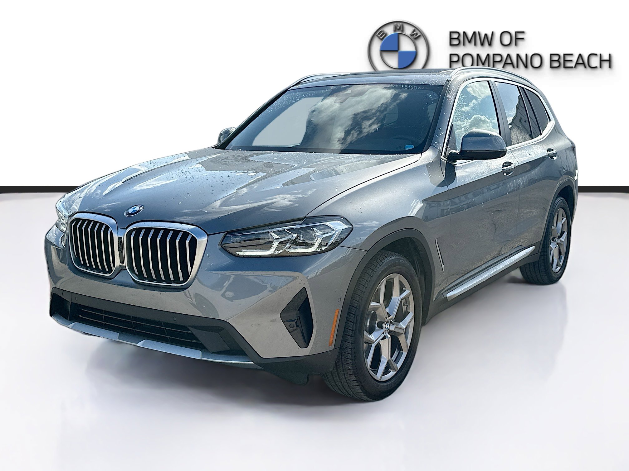 Used 2023 BMW X3 sDrive30i w/ Convenience Package image 3