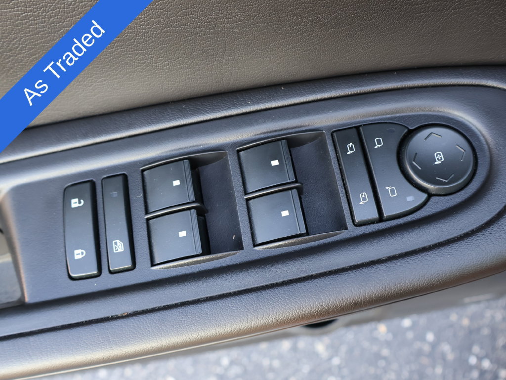 Used 2017 Chevrolet Traverse LT FWD image 37