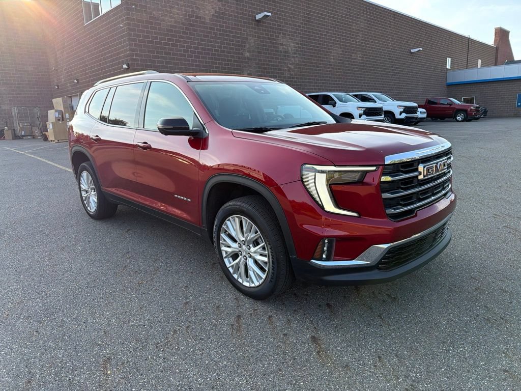 Used 2024 GMC Acadia Elevation FWD image 2