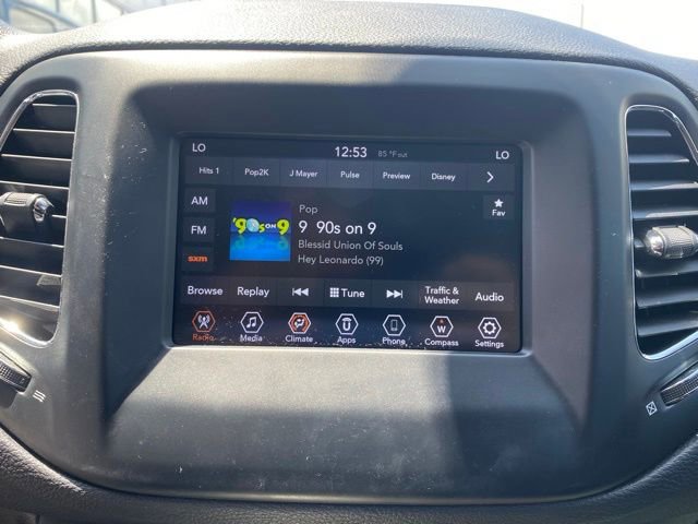 Used 2020 Jeep Compass Latitude FWD image 20