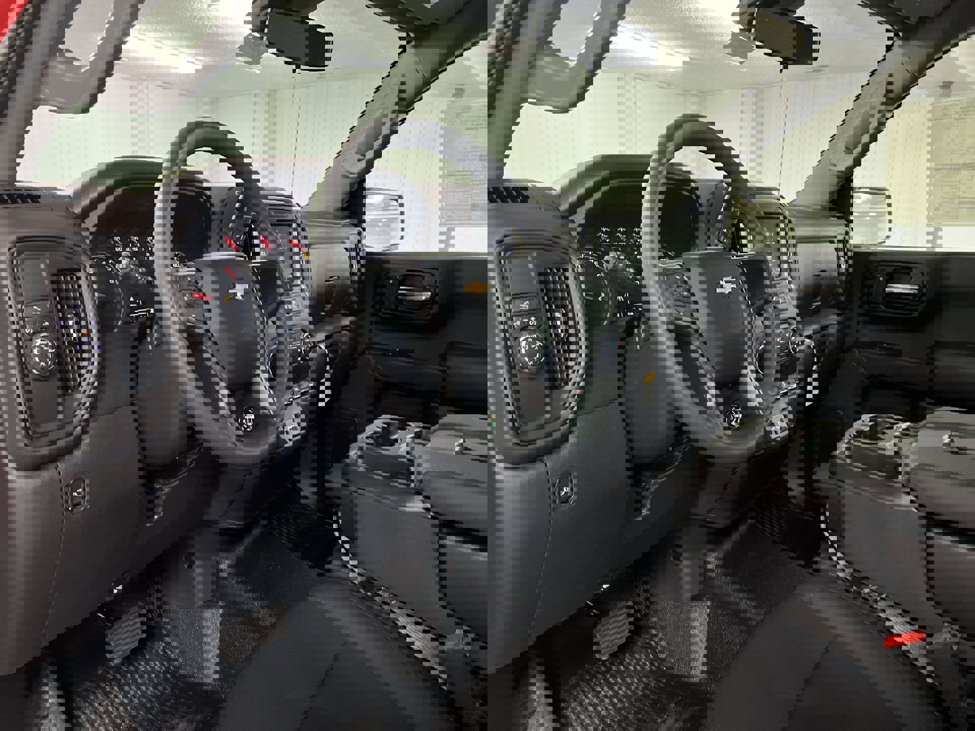 New 2025 Chevrolet Silverado 1500 W/T w/ WT Convenience Package image 41