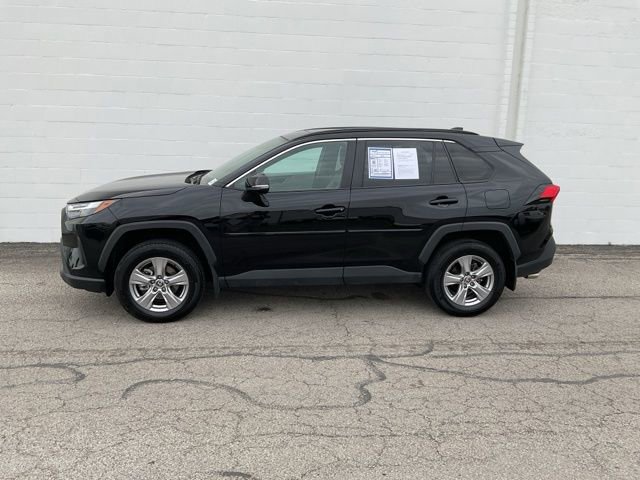 Used 2025 Toyota RAV4 XLE w/ Convenience Package image 32