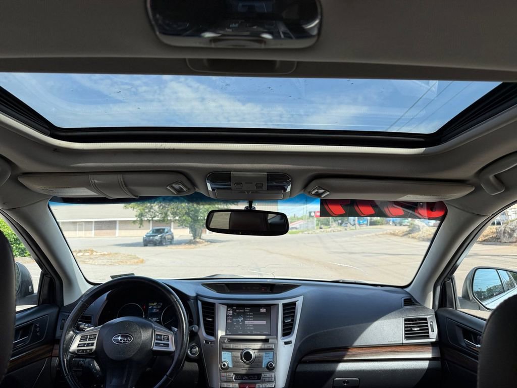Used 2013 Subaru Outback 2.5i Limited image 13