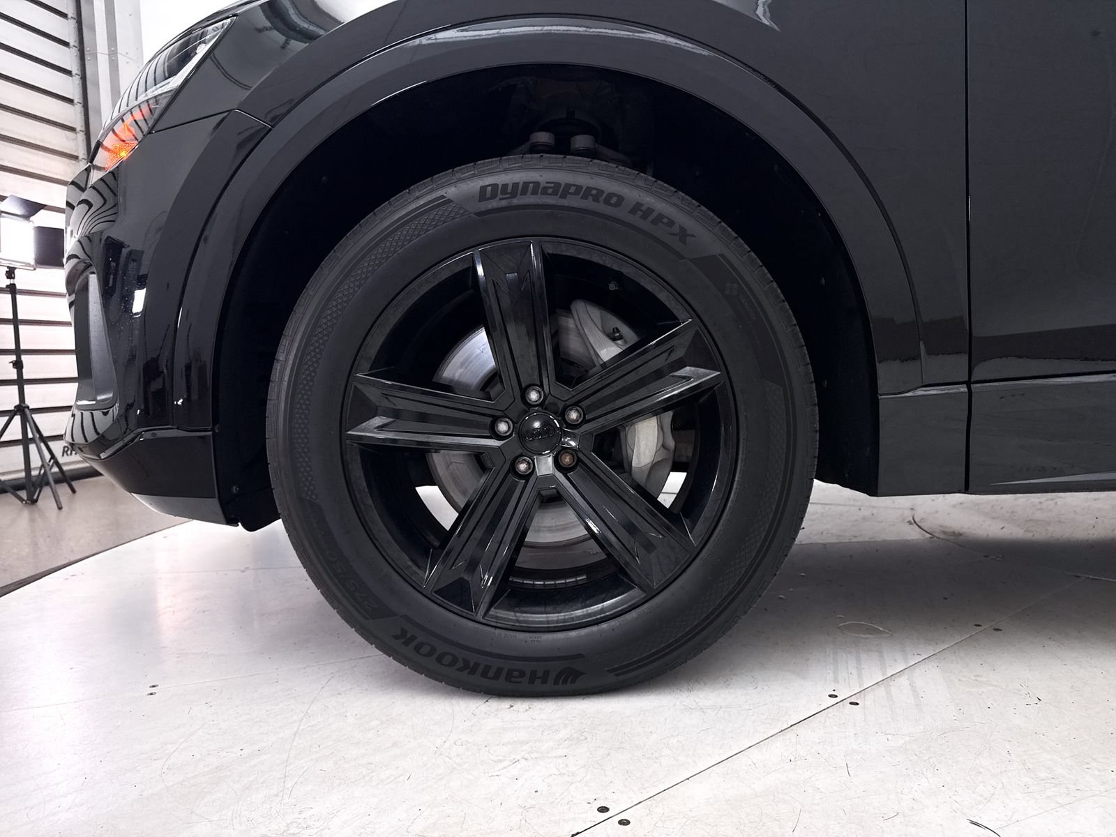 Used 2019 Audi Q8 Premium AWD/4WD image 15