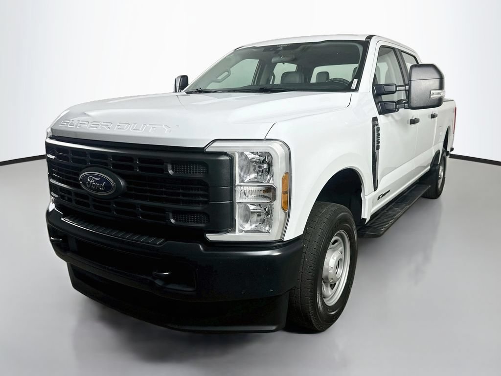 Used 2026 Ford F250 XL AWD/4WD image 3