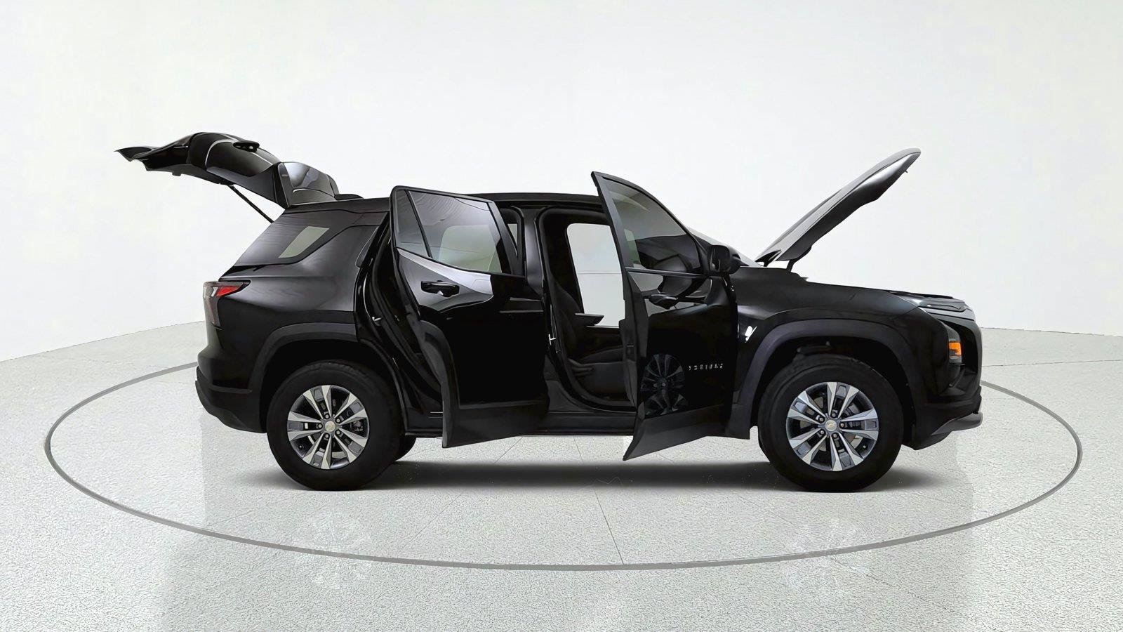 Used 2025 Chevrolet Equinox LT FWD image 15