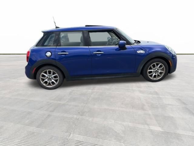 Used 2020 MINI Cooper S w/ Signature Upholstery Package FWD image 8
