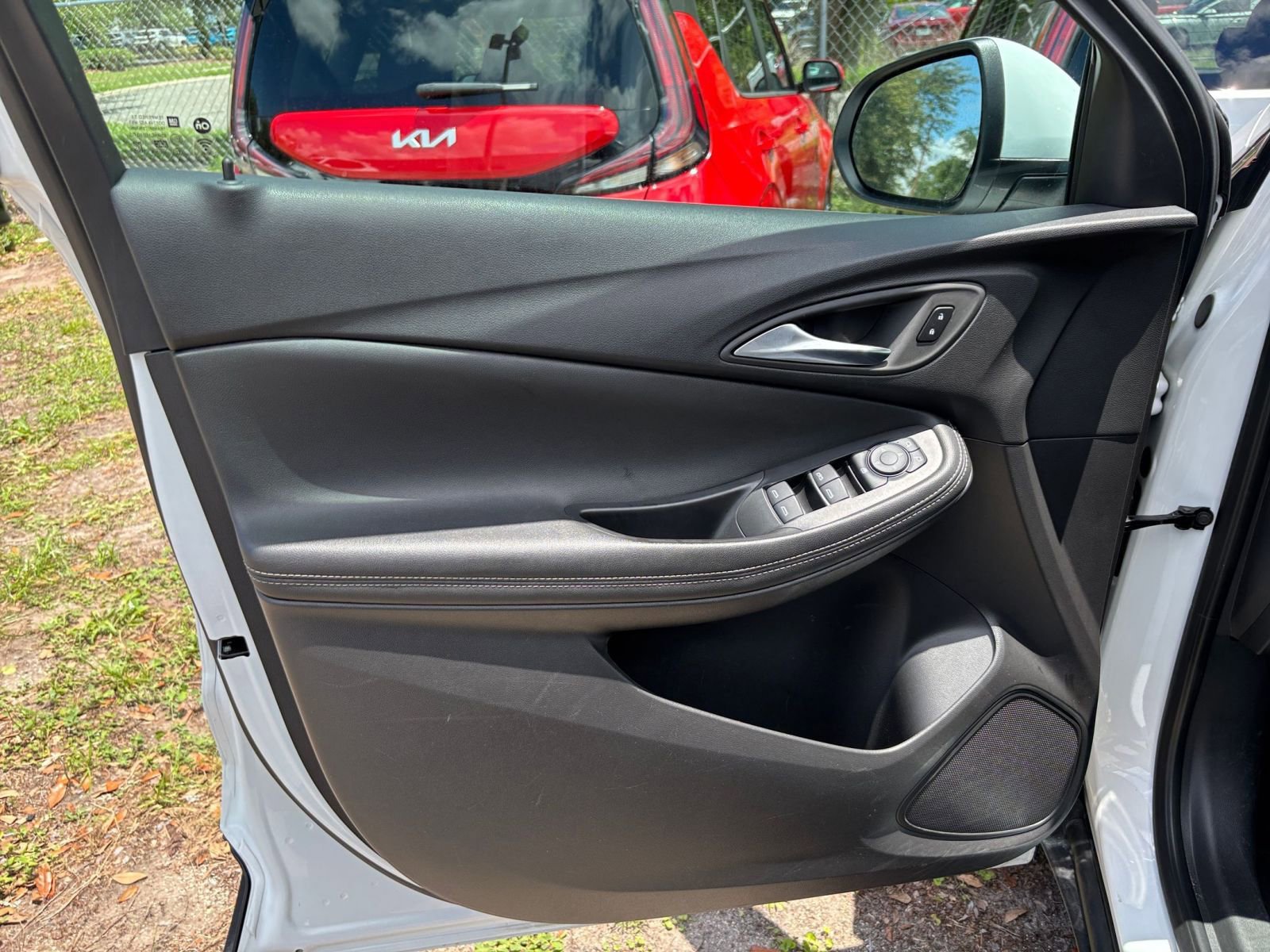 Used 2025 Buick Encore GX Preferred FWD image 18