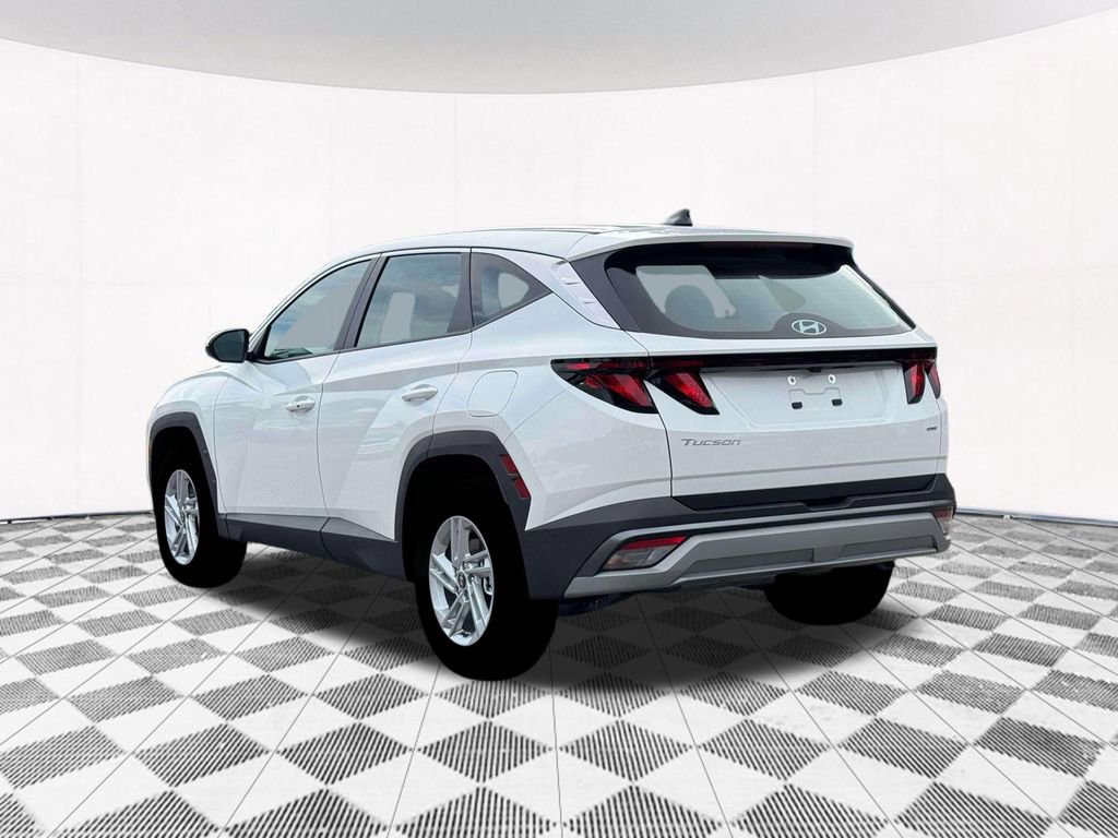 New 2026 Hyundai Tucson SE image 8