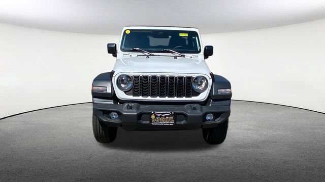 Used 2025 Jeep Wrangler Unlimited Sport AWD/4WD image 2