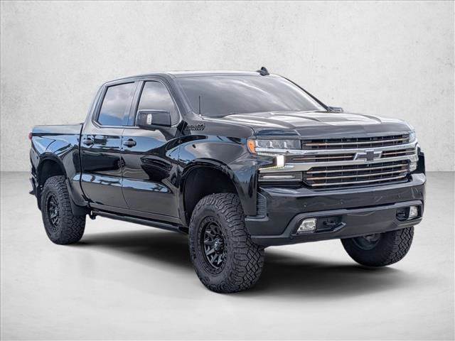 Used 2022 Chevrolet Silverado 1500 High Country w/ Technology Package AWD/4WD image 3