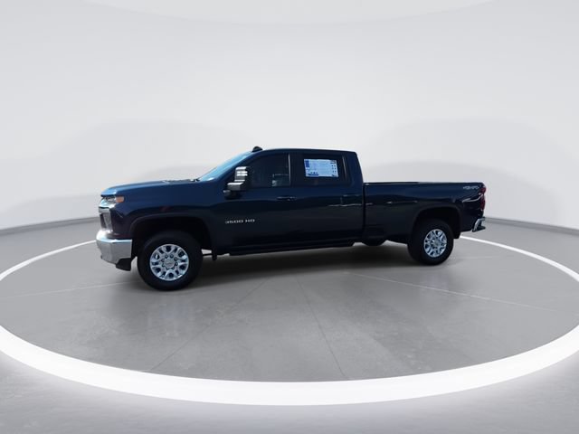 Used 2023 Chevrolet Silverado 3500 LT w/ Convenience Package AWD/4WD image 6