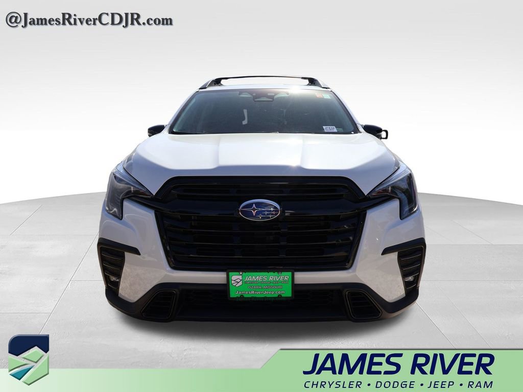 Used 2023 Subaru Ascent Onyx Edition AWD/4WD image 6