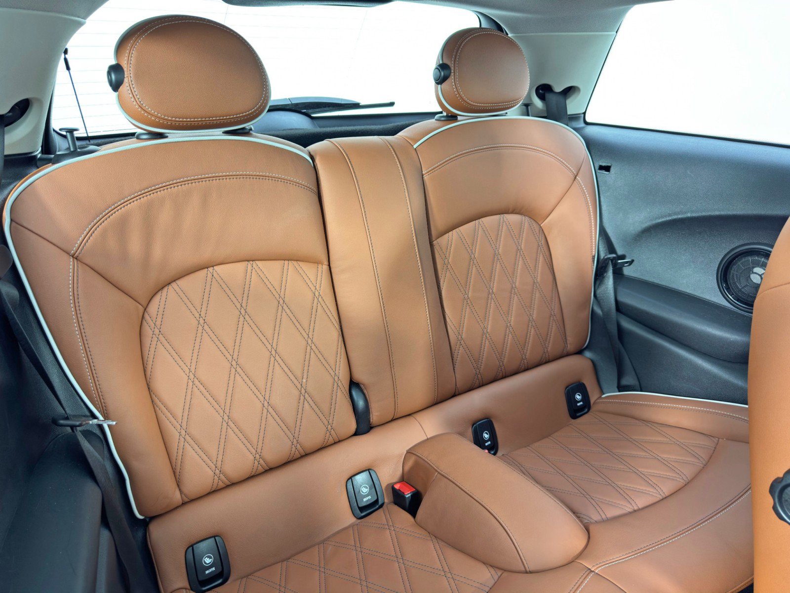 Used 2023 MINI Cooper S image 37