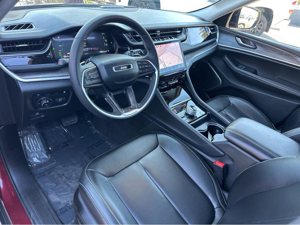 Used 2023 Jeep Grand Cherokee 4WD 4xe image 16