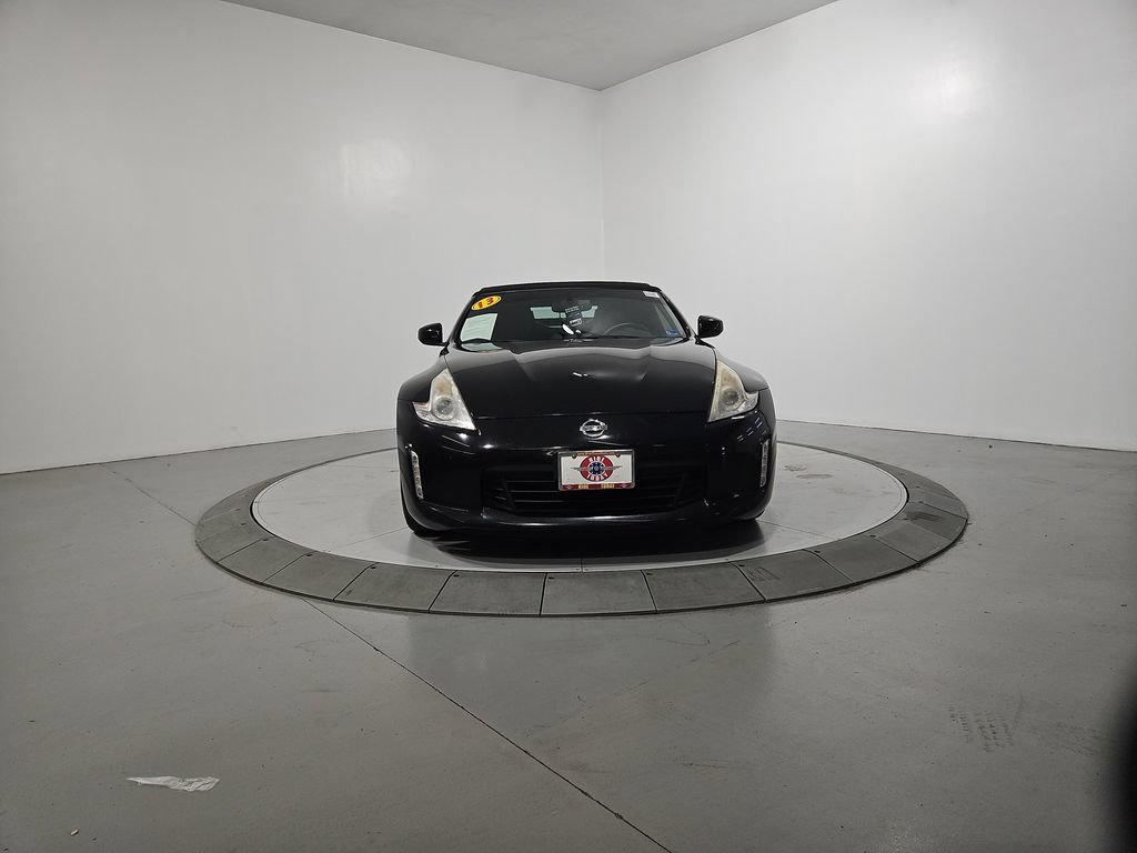 Used 2013 Nissan 370Z Touring w/ Sport Pkg RWD image 9