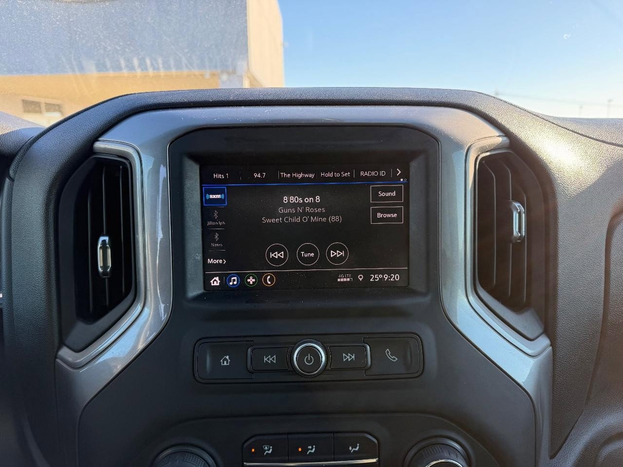 Used 2021 Chevrolet Silverado 2500 Custom w/ Custom Value Package image 16