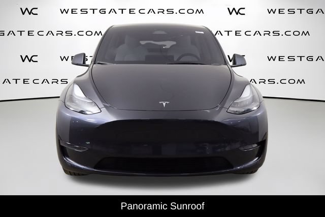 Used 2024 Tesla Model Y Long Range RWD video 2