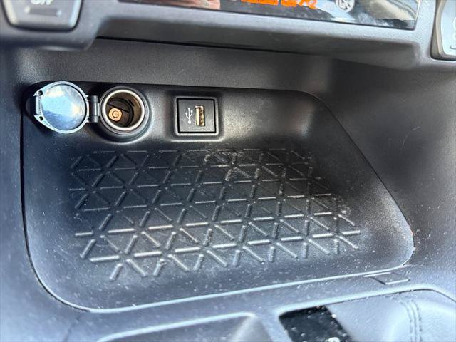 Certified 2025 Toyota RAV4 XLE FWD image 35