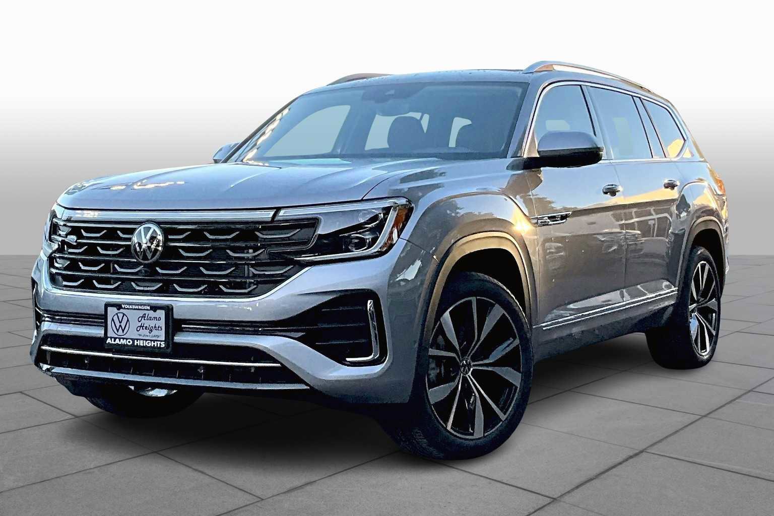New 2025 Volkswagen Atlas SEL Premium R-Line