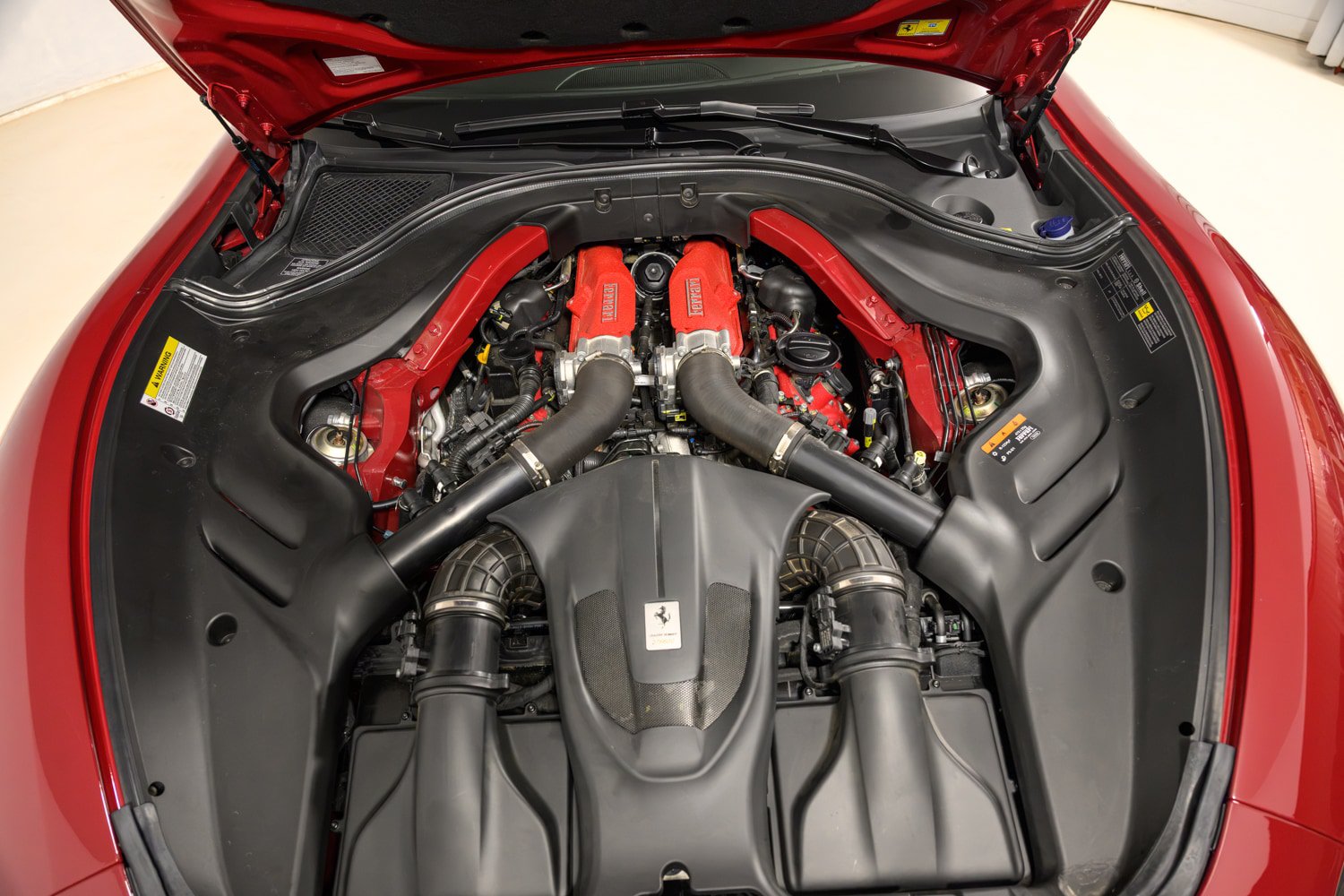 Certified 2022 Ferrari Roma RWD image 43