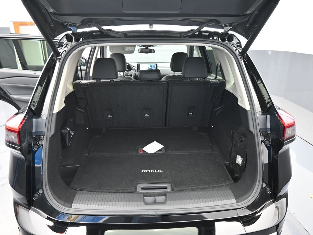Used 2024 Nissan Rogue SL w/ SL Premium Package image 8