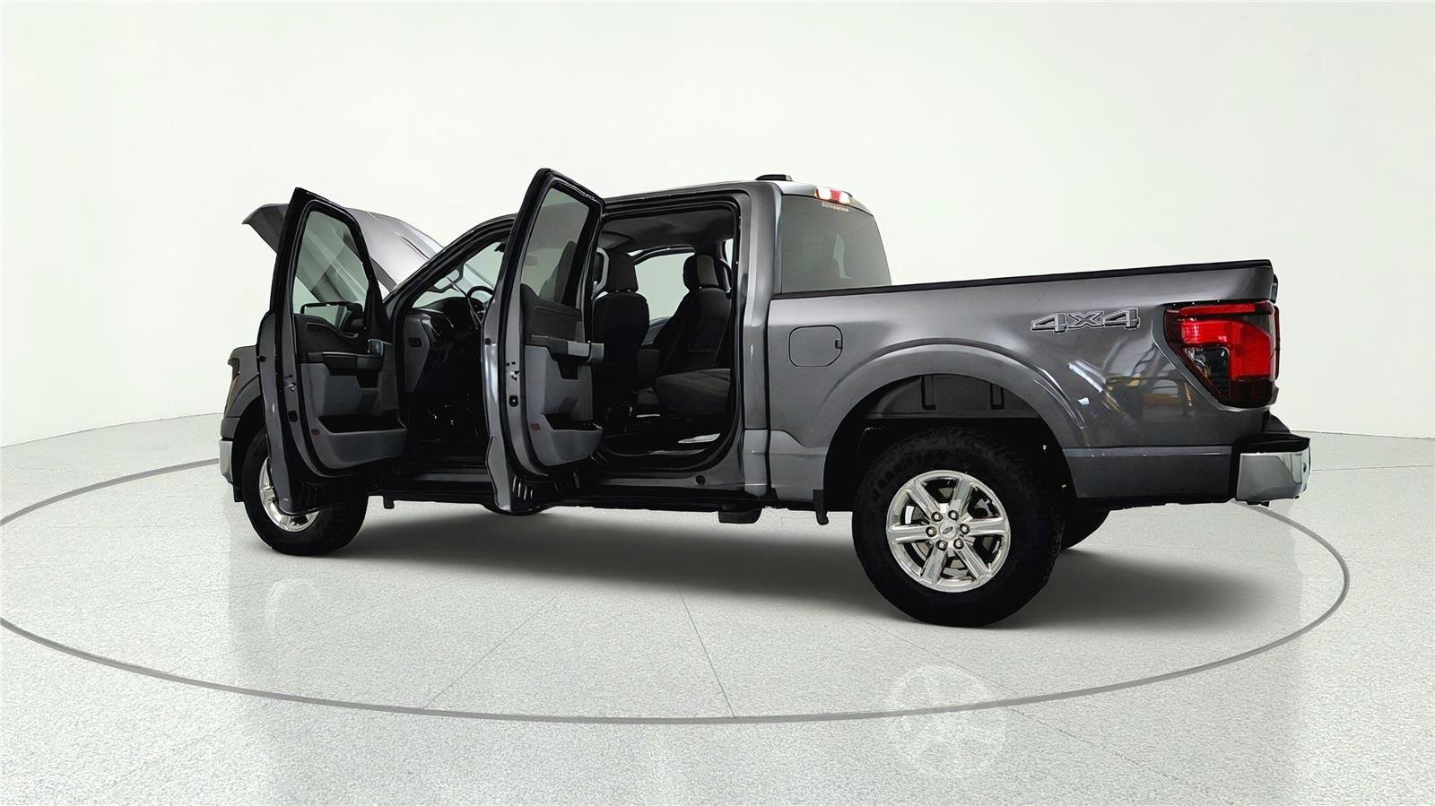 Used 2025 Ford F150 XLT w/ Equipment Group 301A Standard AWD/4WD image 13