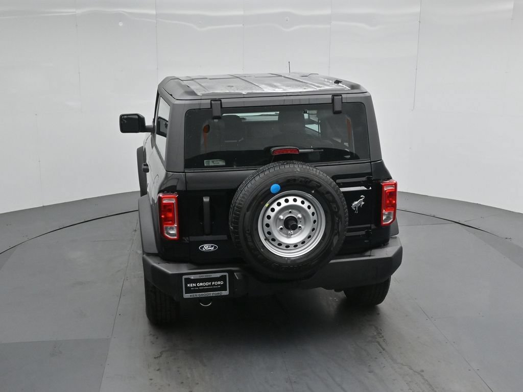 New 2026 Ford Bronco 2-Door AWD/4WD image 33