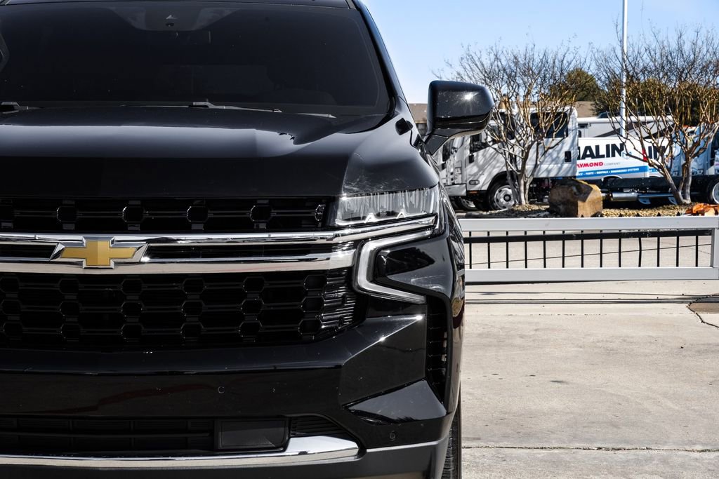 Used 2023 Chevrolet Suburban LS image 48