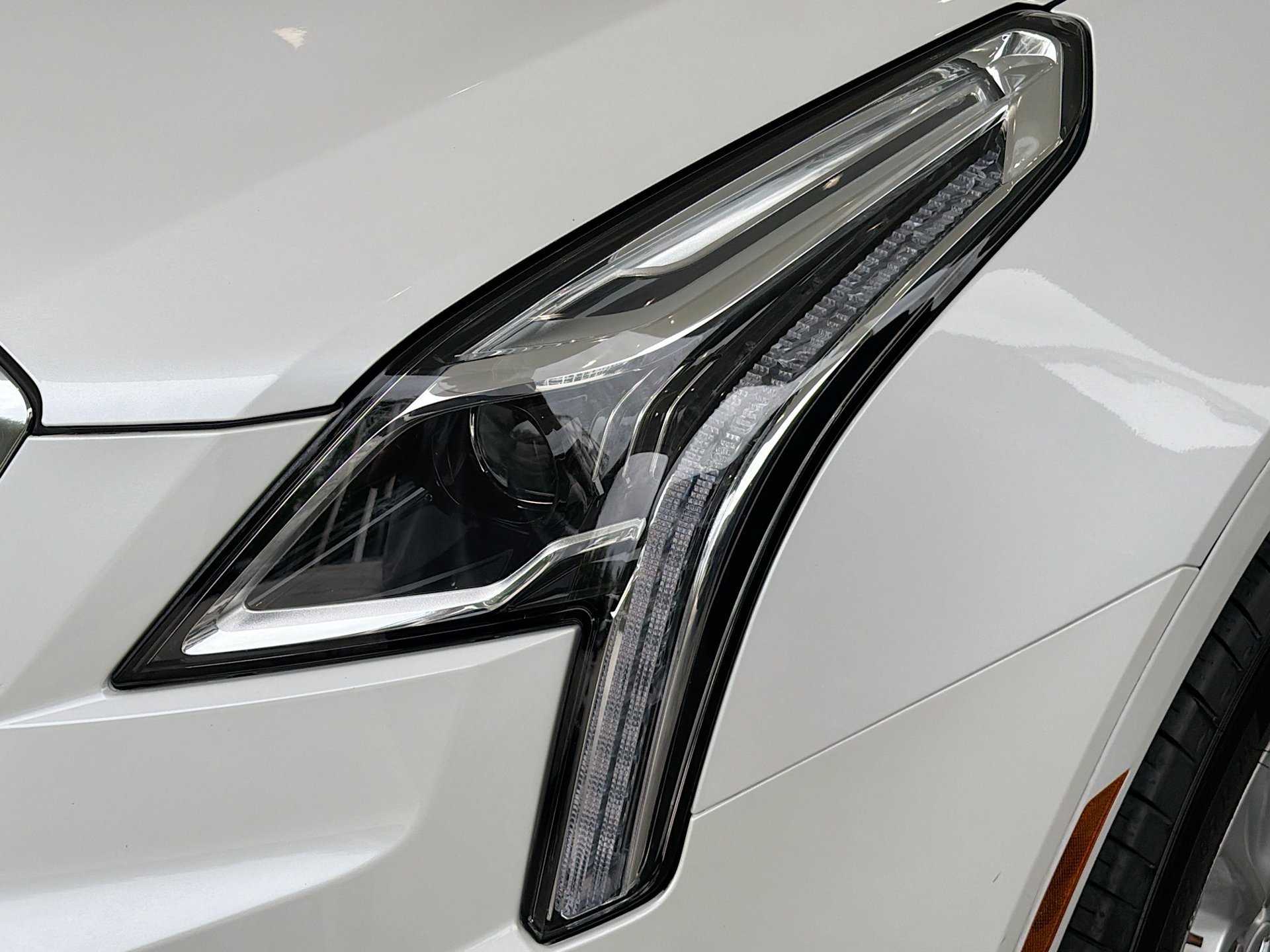 Certified 2023 Cadillac XT5 Luxury FWD image 11