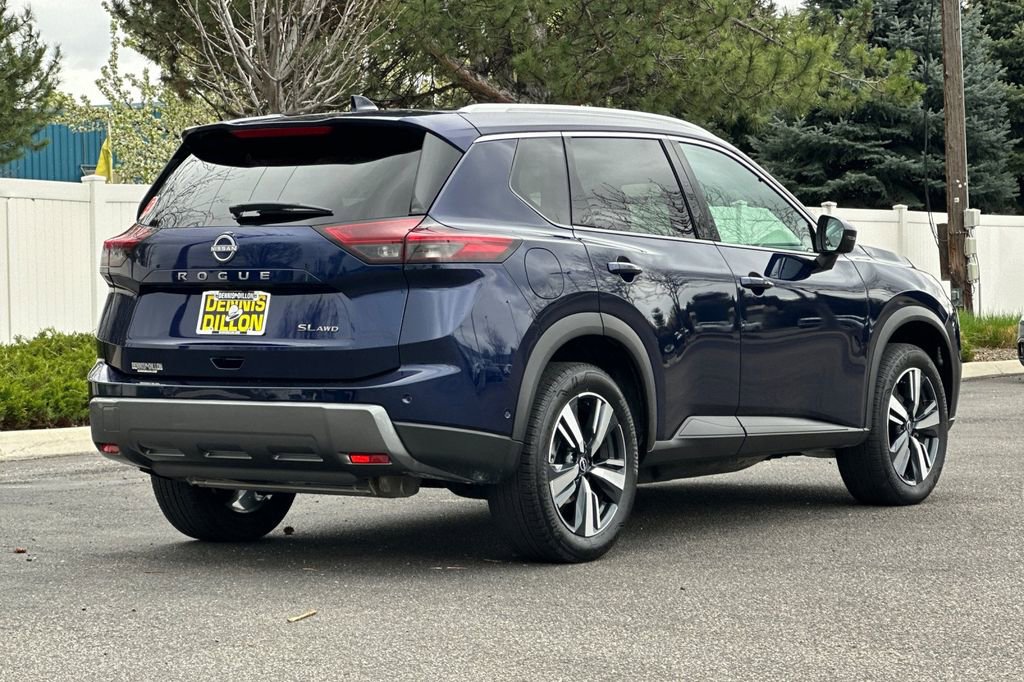 Used 2026 Nissan Rogue SL AWD/4WD image 4
