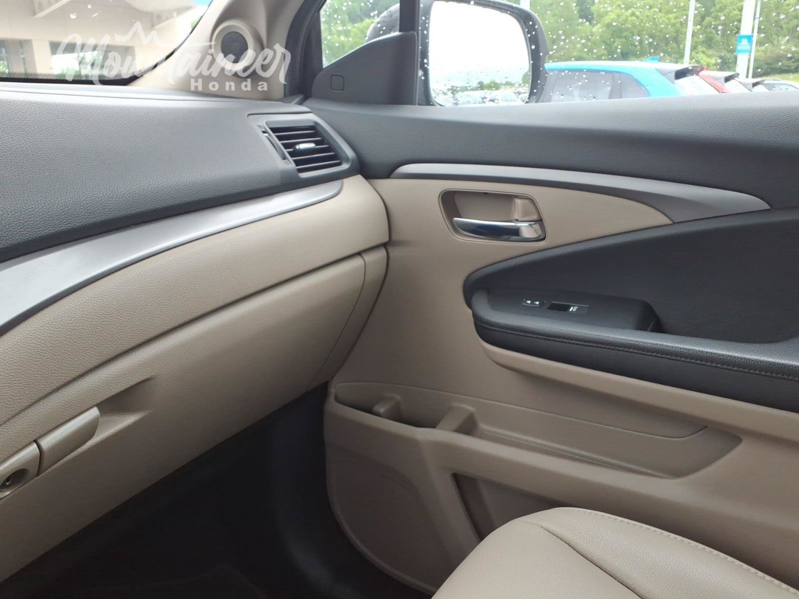 Used 2022 Honda Pilot Special Edition image 40