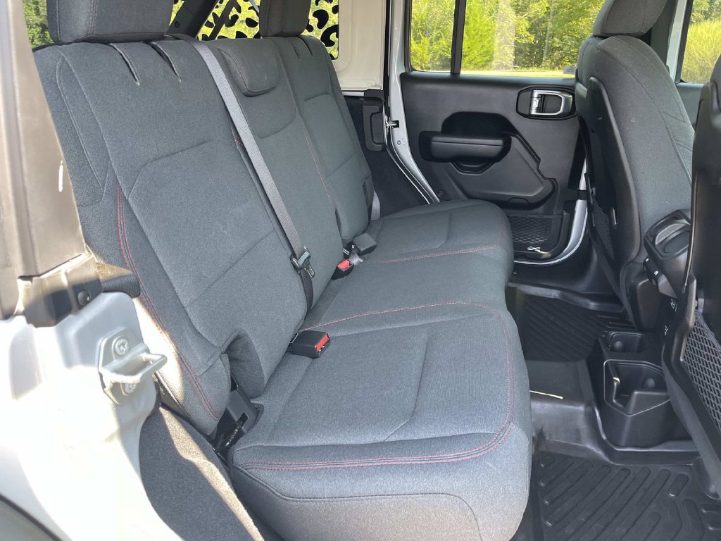 Used 2024 Jeep Wrangler Unlimited Rubicon AWD/4WD image 21