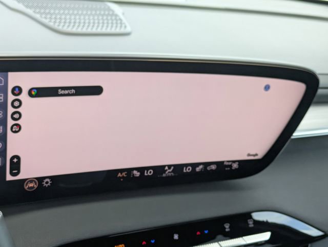 Certified 2025 Buick Enclave Preferred image 22