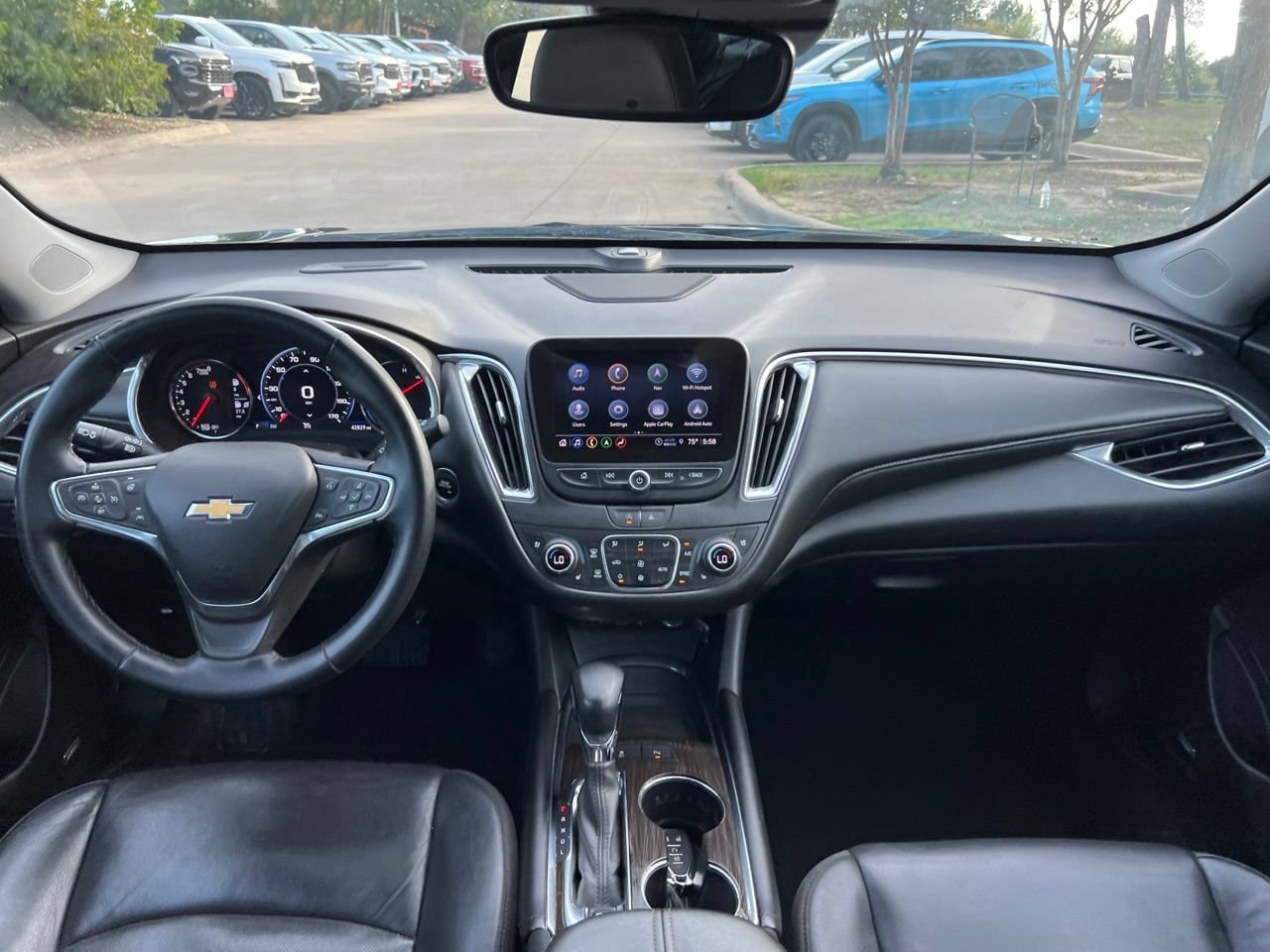 Used 2024 Chevrolet Malibu LT FWD image 13