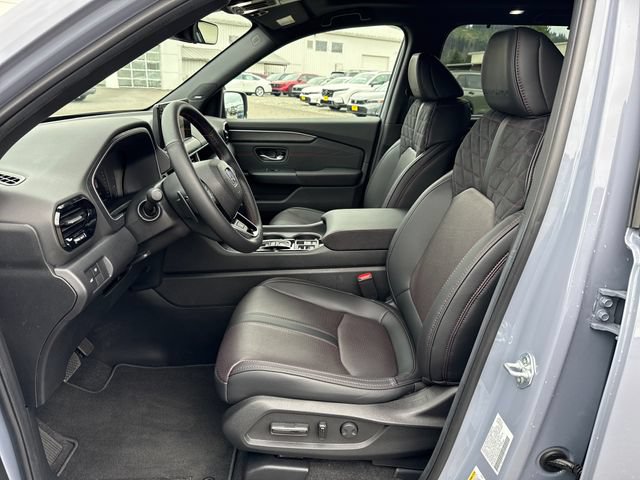 Used 2026 Honda Pilot Black Edition image 17