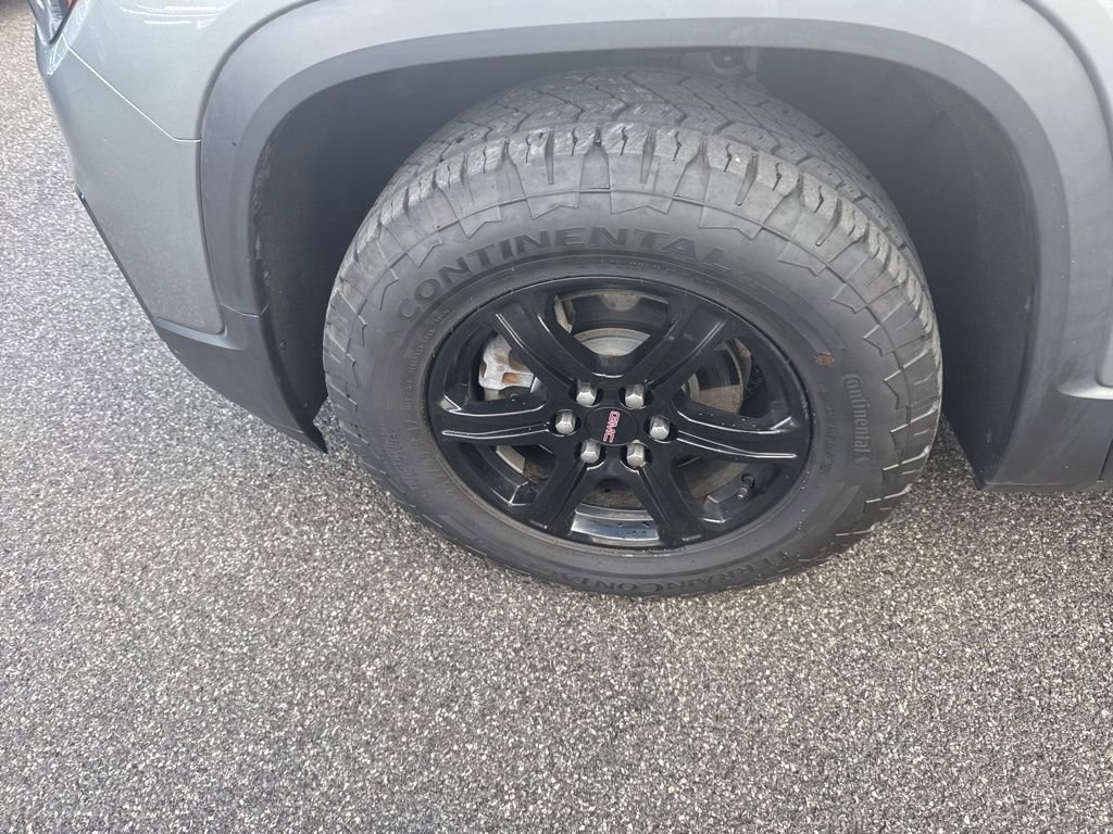 Used 2023 GMC Acadia AT4 w/ Technology Package image 10