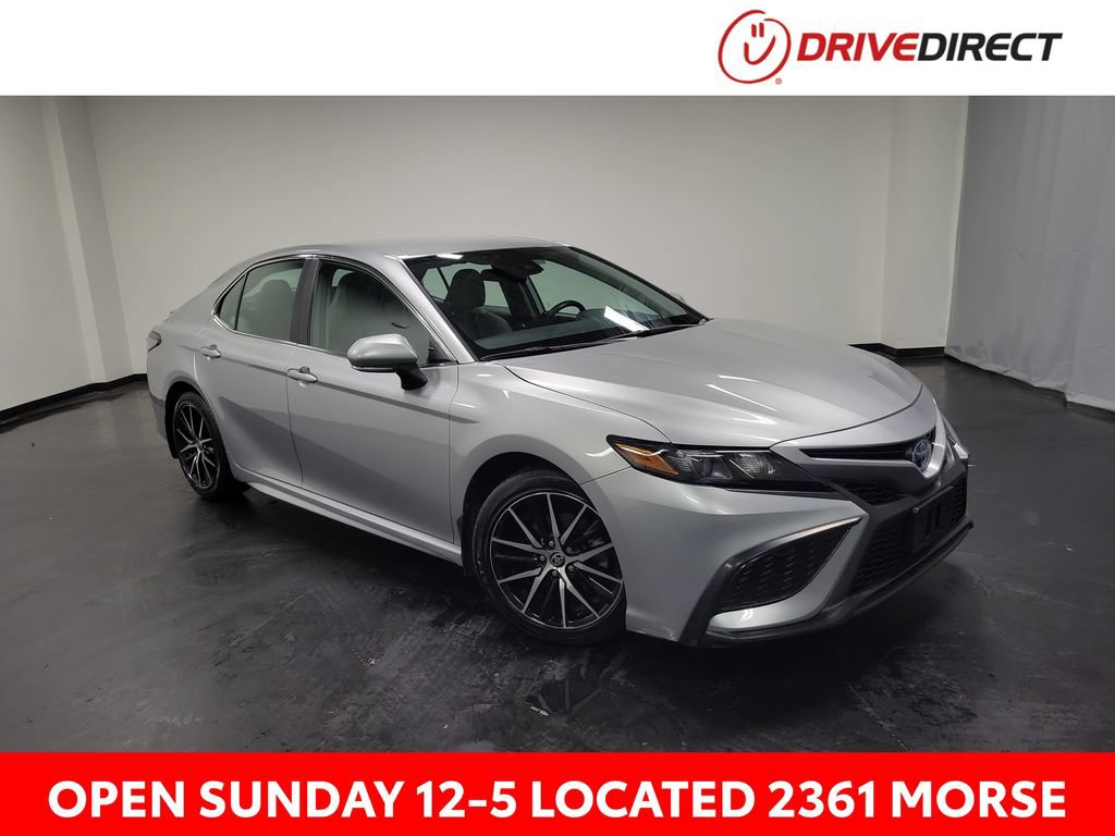 Used 2024 Toyota Camry SE